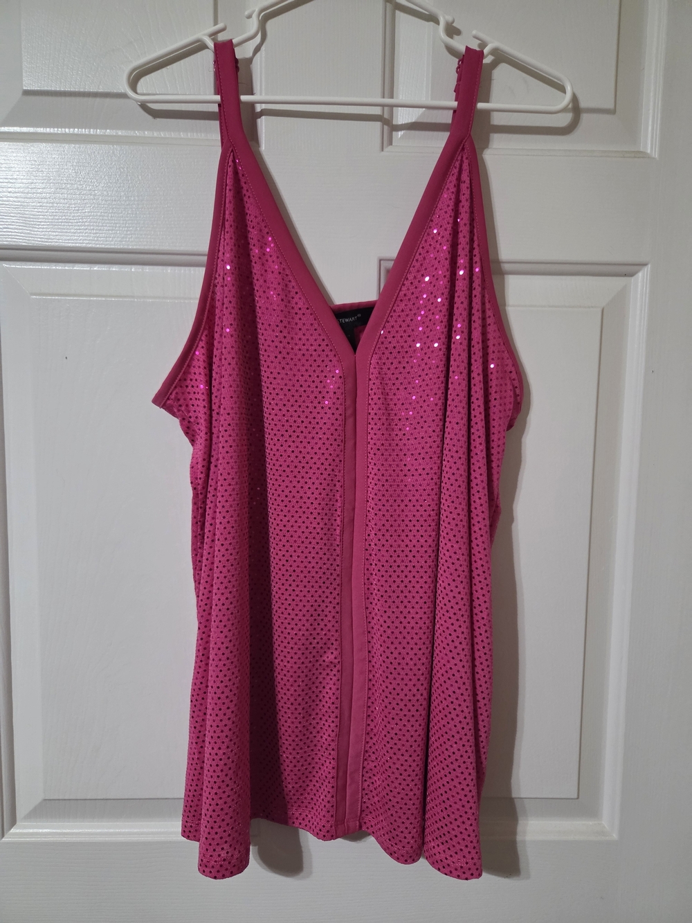 Sz 18/20 Ashley Stewart Hot Pink Sequin V-Neck Camisole